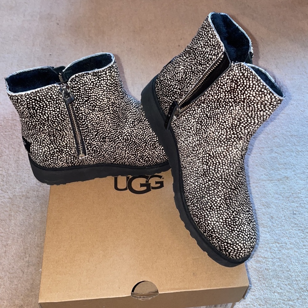 NIB - UGG Shala Exotic Boots